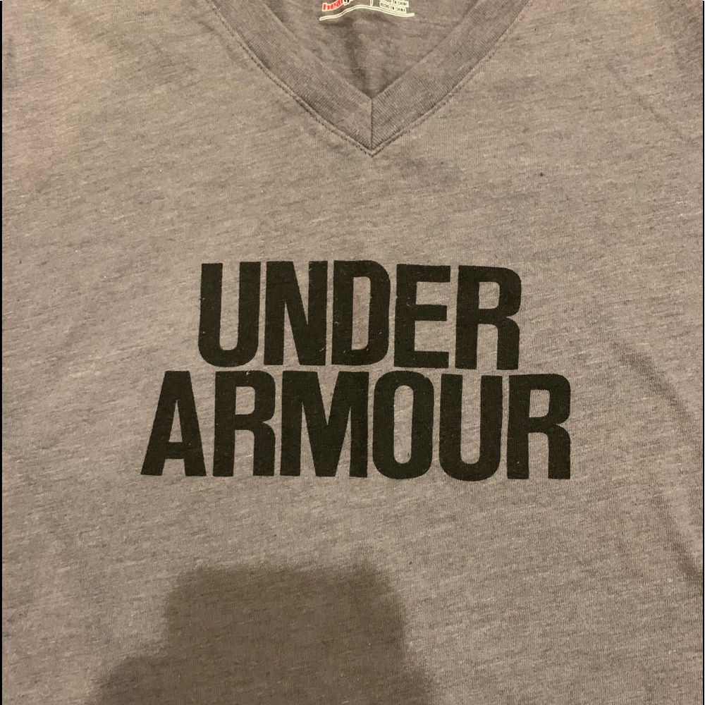 Under armor tee! - Picture 2 of 3
